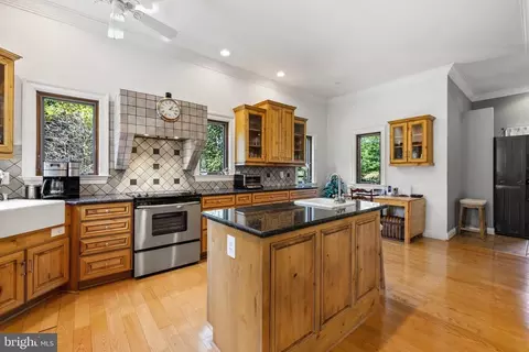 12147 Moss Hollow Rd, Markham, VA 22643 photo 13