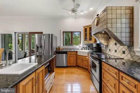 12147 Moss Hollow Rd, Markham, VA 22643 photo 12