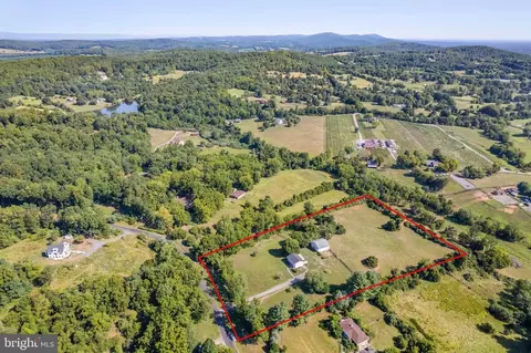 5518 Snow Mountain Rd, Broad Run, VA 20137