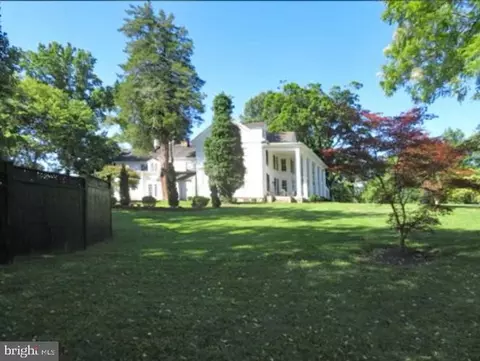 511 Falmouth St, Warrenton, VA 20186
