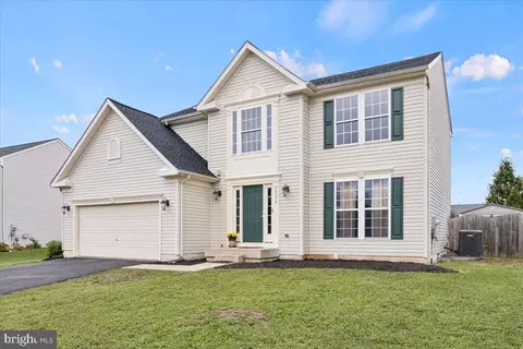 11174 Ashlee Brooke Dr, Bealeton, VA 22712