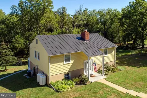 1179 Parker St, Upperville, VA 20184