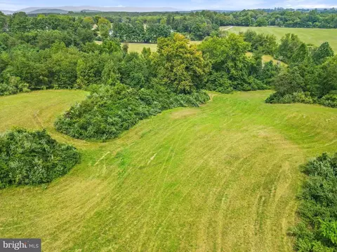 Ivanhoe Ln, Delaplane, VA photo 12