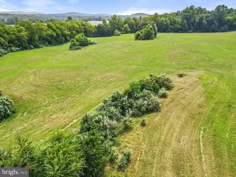 Ivanhoe Ln, Delaplane, VA photo 11