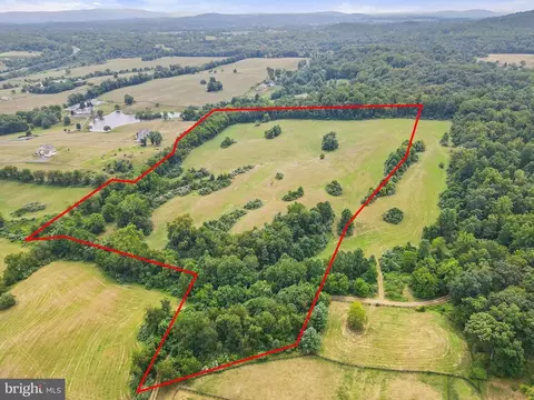 Ivanhoe Ln, Delaplane, VA photo 10