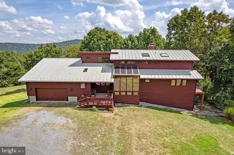 11121 Oakview Rd, Delaplane, VA 20144