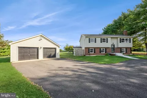 7279 Covingtons Corner Rd, Bealeton, VA 22712