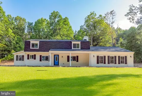 13489 Union Church Rd, Sumerduck, VA 22742