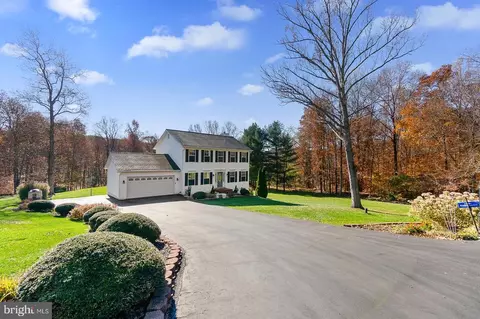 6099 Pilgrims Rest Rd, Broad Run, VA 20137