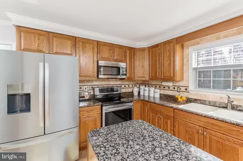 6099 Pilgrims Rest Rd, Broad Run, VA 20137 photo 8