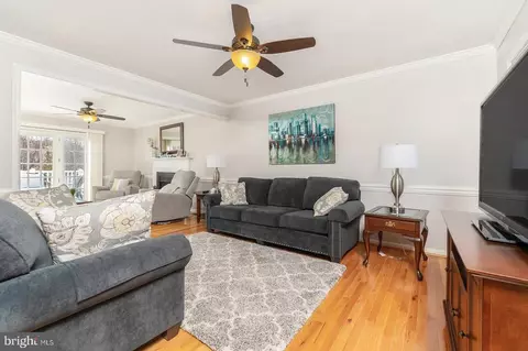 6099 Pilgrims Rest Rd, Broad Run, VA 20137 photo 11