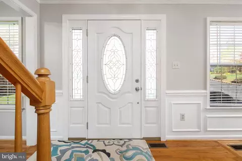 6099 Pilgrims Rest Rd, Broad Run, VA 20137 photo 4