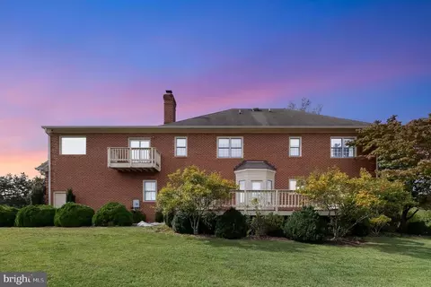 8039 Willboyd Ct, Marshall, VA 20115 photo 5