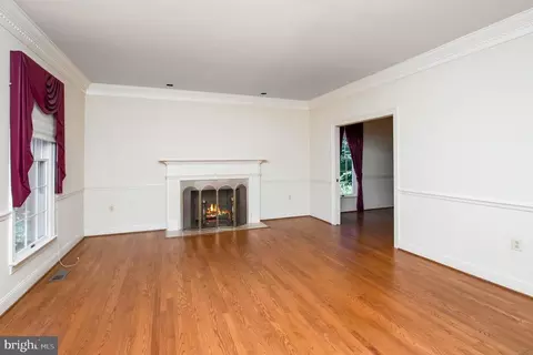 8039 Willboyd Ct, Marshall, VA 20115 photo 11