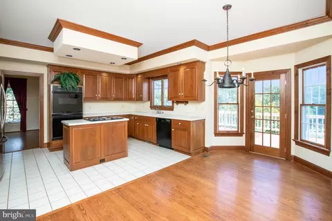 8039 Willboyd Ct, Marshall, VA 20115 photo 19