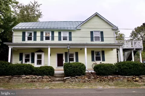 625 Federal St, Paris, VA 20130