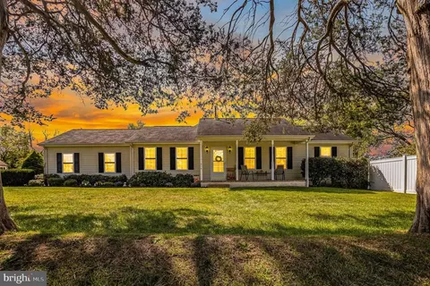 314 N Rappahannock St N, Remington, VA 22734