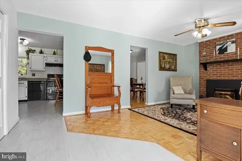 8008 Kettle Run Ct, Catlett, VA 20119 photo 6