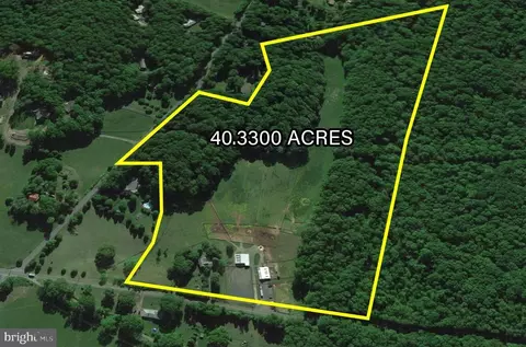 7469 Greenwich Rd, Nokesville, VA 20181