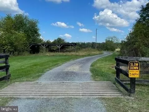 9591 Elk Run Rd, Catlett, VA 20119 photo 5