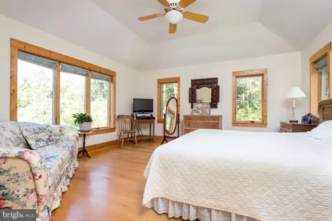 12216 Moss Hollow Rd, Markham, VA 22643 photo 21