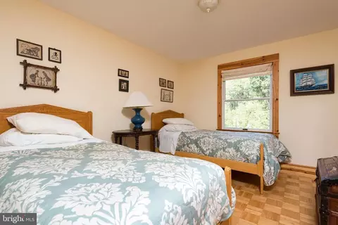 12216 Moss Hollow Rd, Markham, VA 22643 photo 25