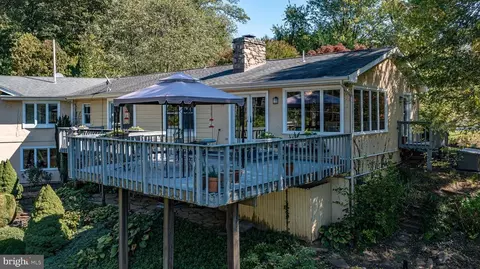 12216 Moss Hollow Rd, Markham, VA 22643 photo 6