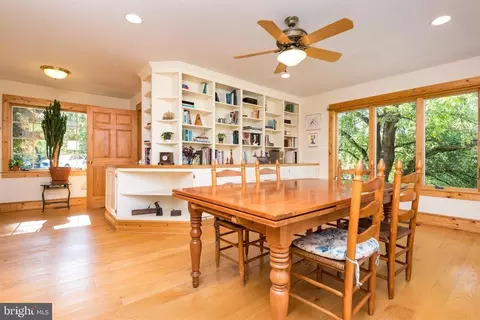 12216 Moss Hollow Rd, Markham, VA 22643 photo 15