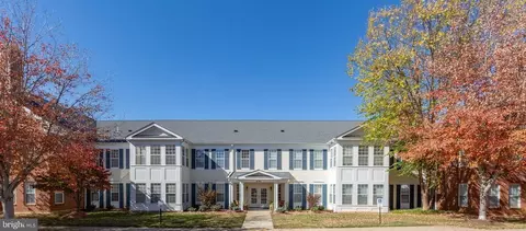 6704 Holly Farm Ln UNIT 213, Warrenton, VA 20187