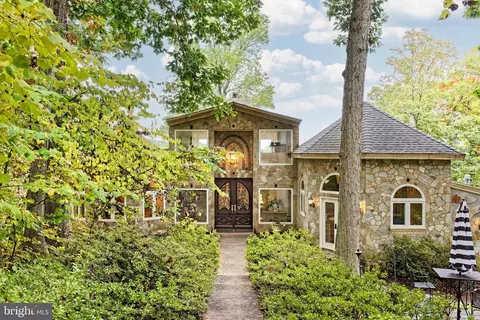 2870 Tuckers Ln, Linden, VA 22642