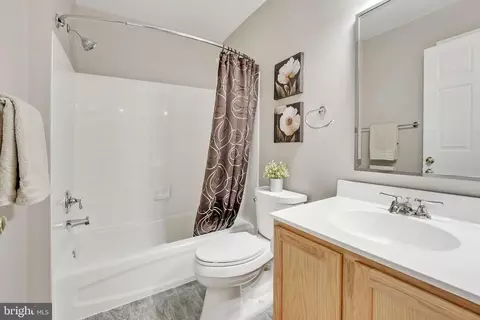 345 Singleton Cir, Warrenton, VA 20186 photo 33