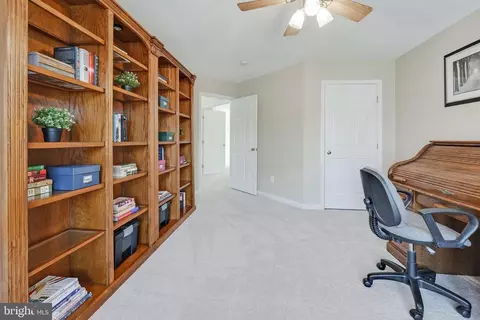 345 Singleton Cir, Warrenton, VA 20186 photo 28
