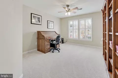 345 Singleton Cir, Warrenton, VA 20186 photo 27