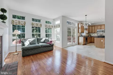 345 Singleton Cir, Warrenton, VA 20186 photo 16