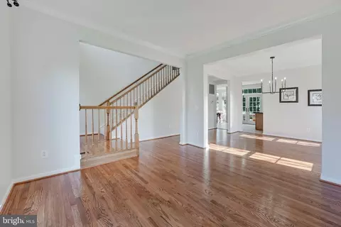 345 Singleton Cir, Warrenton, VA 20186 photo 10