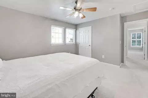 345 Singleton Cir, Warrenton, VA 20186 photo 32