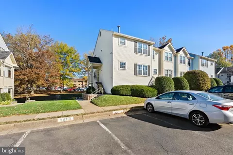 207 Fernwood Pl, Warrenton, VA 20186