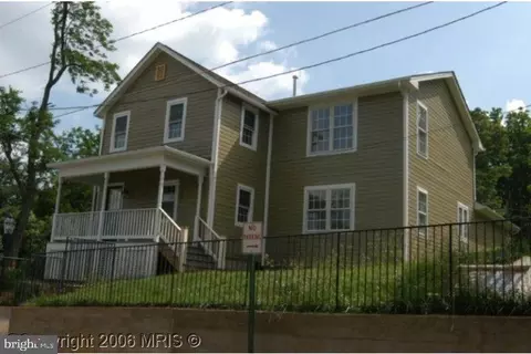 76 Liberty St, Warrenton, VA 20186