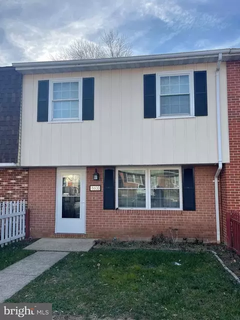 8600 Ashby Ct, Marshall, VA 20115
