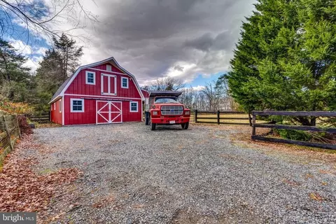 3589 Dumfries Rd, Catlett, VA 20119 photo 4