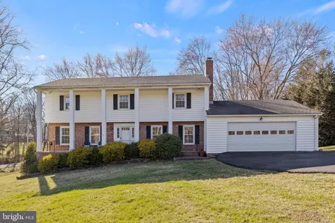 7354 Auburn Mill Rd, Warrenton, VA 20187