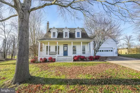 4232 Brookewood Ln, The Plains, VA 20198