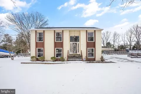 7225 Marr Dr, Warrenton, VA 20187