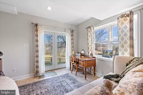 7400 Hickory Ln, Marshall, VA 20115 photo 54