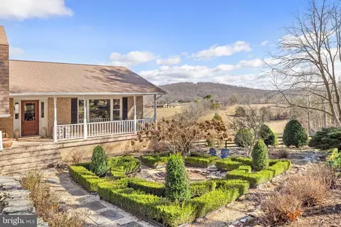 7400 Hickory Ln, Marshall, VA 20115 photo 16