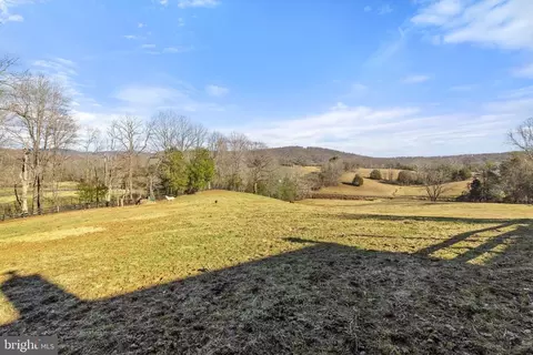 7400 Hickory Ln, Marshall, VA 20115 photo 59