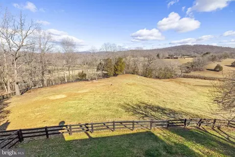 7400 Hickory Ln, Marshall, VA 20115 photo 46