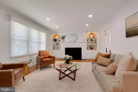5761 Pendleton Ln, Warrenton, VA 20187