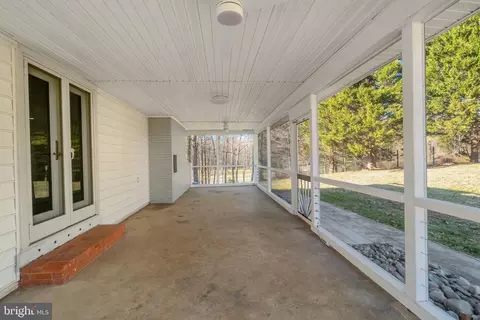 5761 Pendleton Ln, Warrenton, VA 20187 photo 33