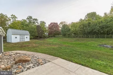 5761 Pendleton Ln, Warrenton, VA 20187 photo 39